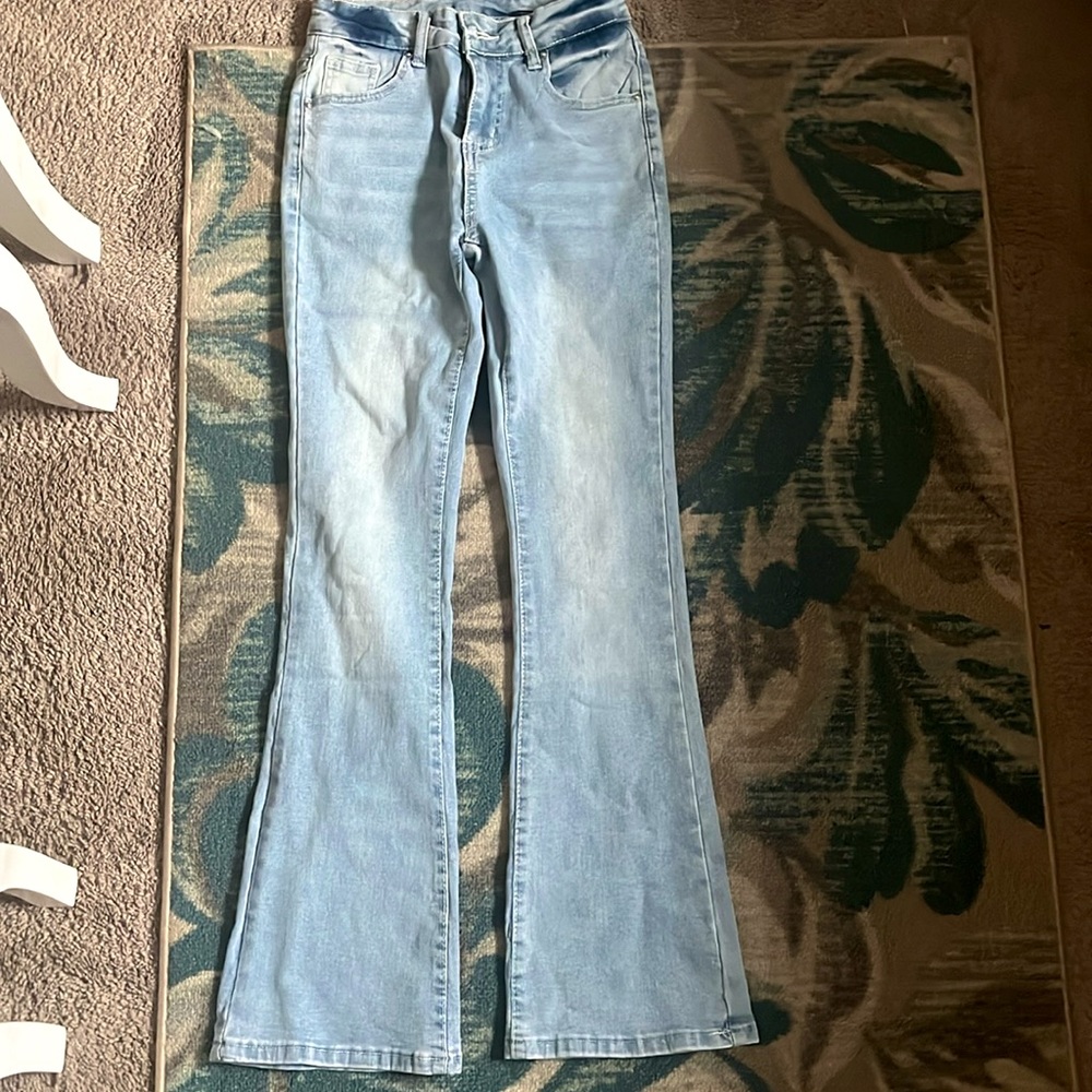 Shein Flare light wash jeans petite xs